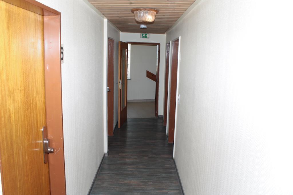 Garni Zum Adler Hotell Gensingen Rum bild